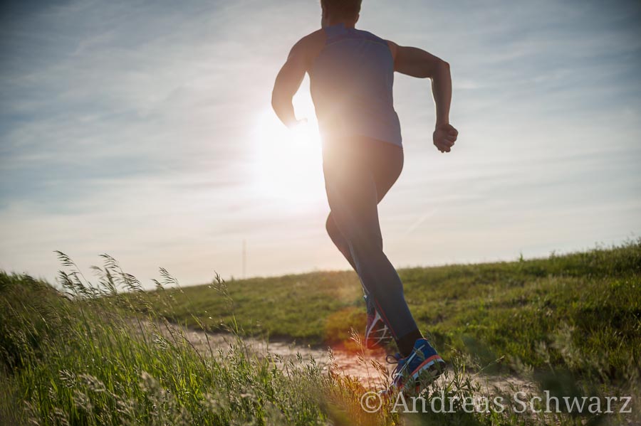 asics-puma-herren-laufkleidung-running-top-laufschuh-laufen-fotoshooting-teufelsberg-berlin-sommer-2