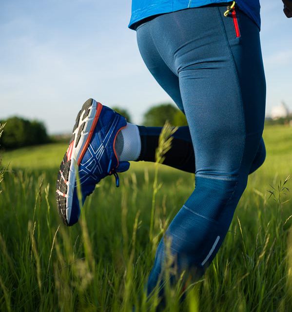 asics-puma-herren-laufkleidung-running-top-laufschuh-laufen-fotoshooting-teufelsberg-berlin-sommer-6025