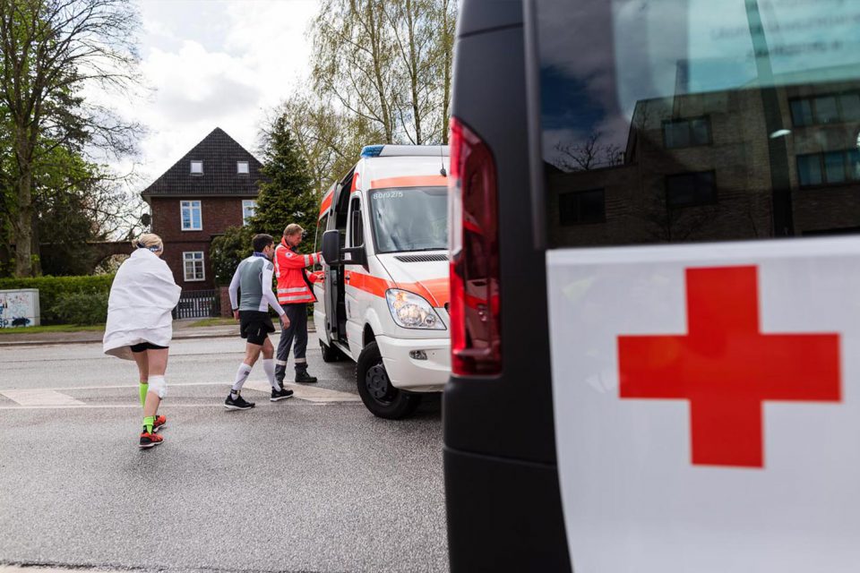 Begleitung vom Hamburg Marathon mit dem deutschen roten Kreuz