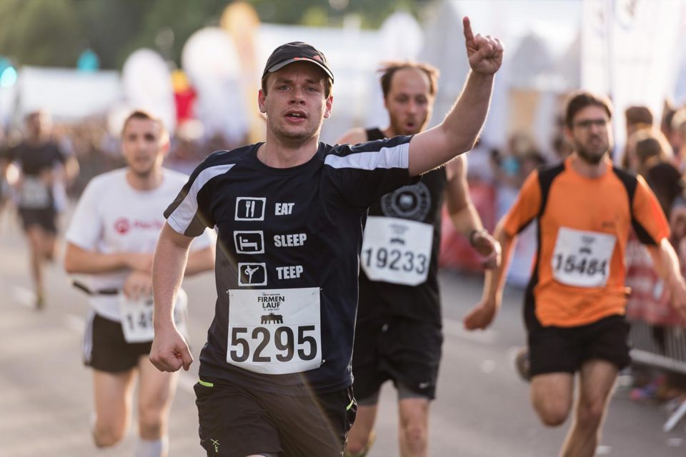 Porträt von einem Teilnehmer beim Berliner Firmenlauf 2017